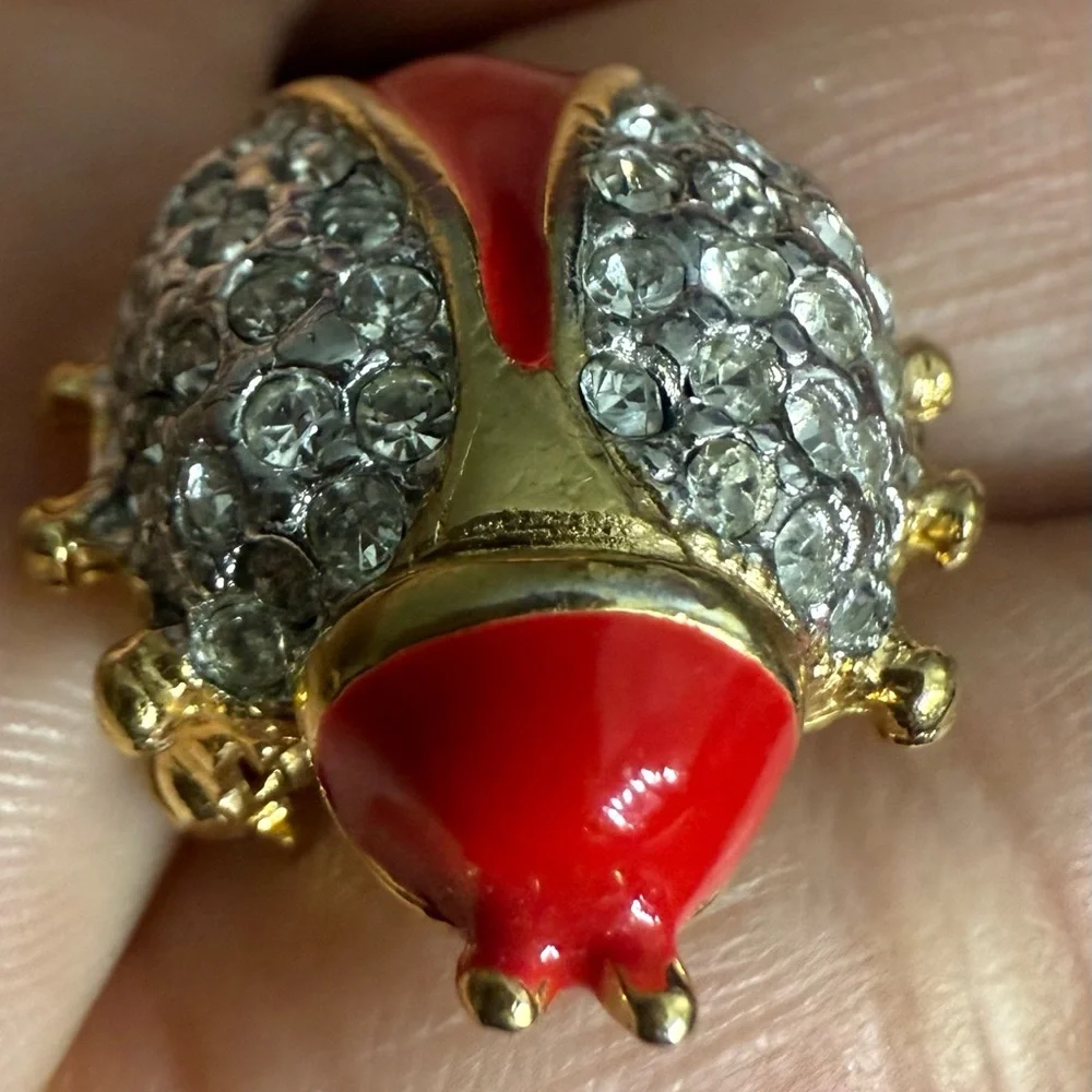 Vintage Lady Bug Brooch Goldtone Rhinestone Enamel Small Vintage 90s - Picture 2 of 3